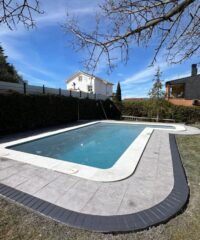 Hormigón impreso antideslizante para piscinas
